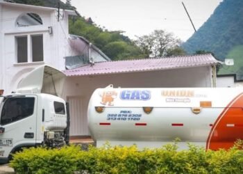 Ya están en Colombia los tanques de gas para el cañón del Combeima