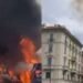 Camión explotó y causó un gigante incendio en Milán