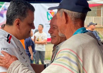 Se conoció el avance de pavimentación de la vía en la vereda Cay de Ibagué