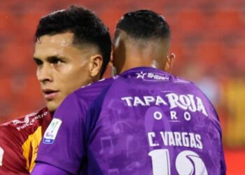 Deportes Tolima sudando petróleo y con la calculadora en la mano