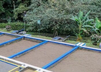 Empezó el suministro de agua en la comuna Siete