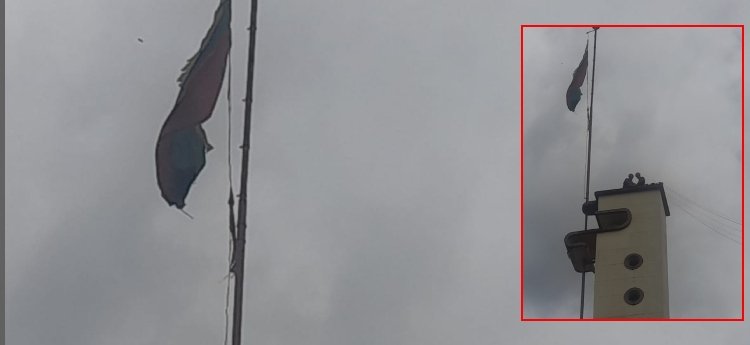 Por fin cambiaron el trapo viejo de La Torre de la Sirena, ahora sí pusieron una bandera