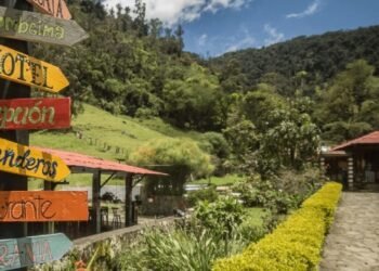 Inspección de salubridad en negocios del Cañón del Combeima 