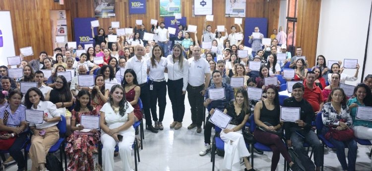 Emprendedores obtienen su registro mercantil de forma gratuita gracias al programa Crecer + Ser Formal