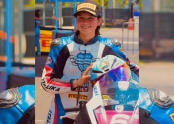 Sara Varón fue la más veloz en su moto en México 