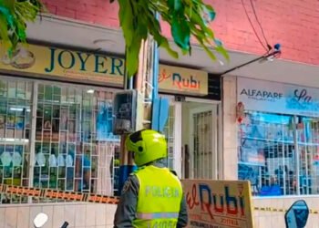 Atracaron joyería y estación de servicio en El Espinal