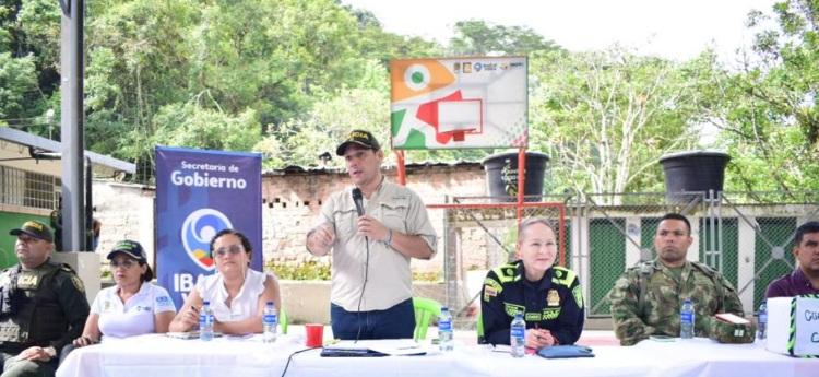 La comunidad de Dantas y Laureles recibió visita del gobierno local