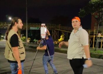 Cierres nocturnos de la carrera 5ta a la altura de la 60