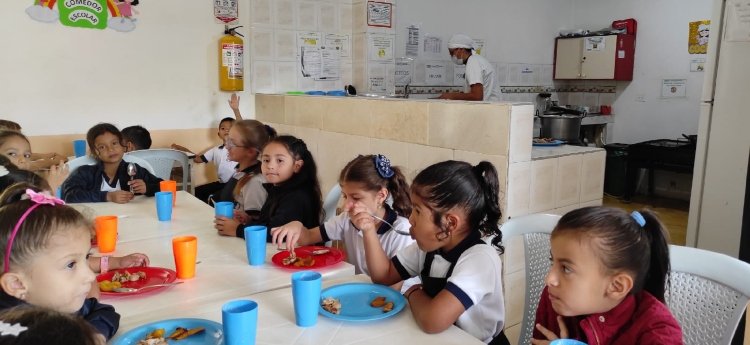 El colegio San Isidro cambió la modalidad del PAE para mejorar la alimentación de sus estudiantes