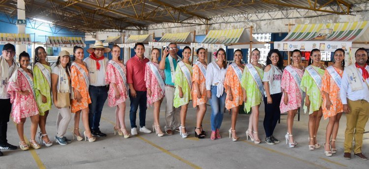 12 Embajadoras del sector rural se disputan el Primer Reinado Campesino del Folclor