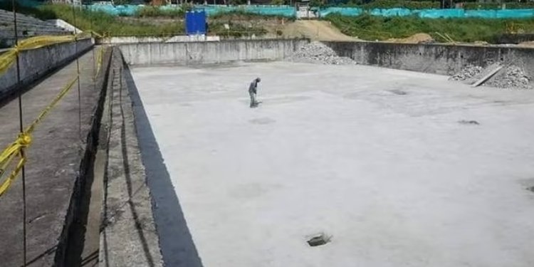 Avanzan las piscinas de la 42 alcalde admite que ha sido un dolor de cabeza