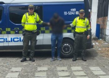 Cayó cargamento de droga que llevaba pasajero de un bus en vías del Tolima