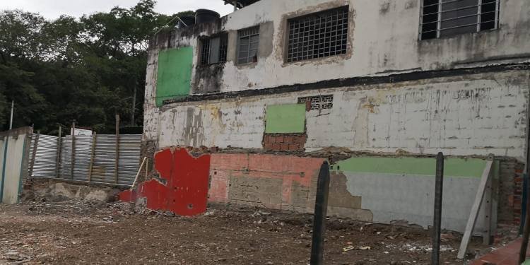 Denuncian que Colegio de Icononzo se va a caer por obras de la doble calzada Bogotá – Melgar