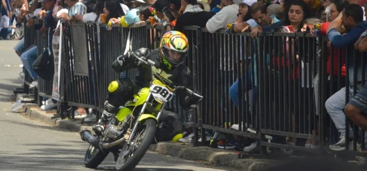 Mortal carrera de motos en plenas calles de Ibagué deja un muerto y varios heridos