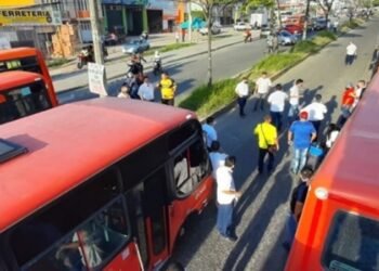 Es inminente el paro de busetas en Ibagué