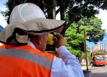Se cierra la carrera 5ta por obra del puente de la 60