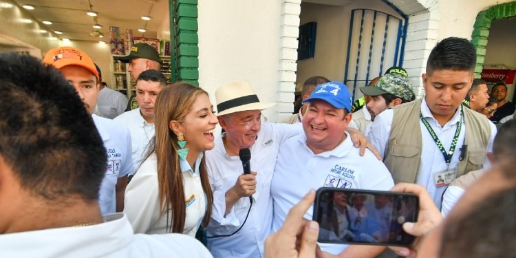 Adriana Magali es garantía de transparencia para gobernar al Tolima: Álvaro Uribe Vélez 