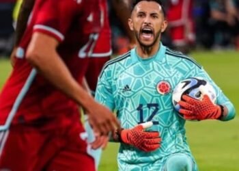 Néstor Lorenzo da pistas de quién sería el nuevo arquero convocado para la selección Colombia