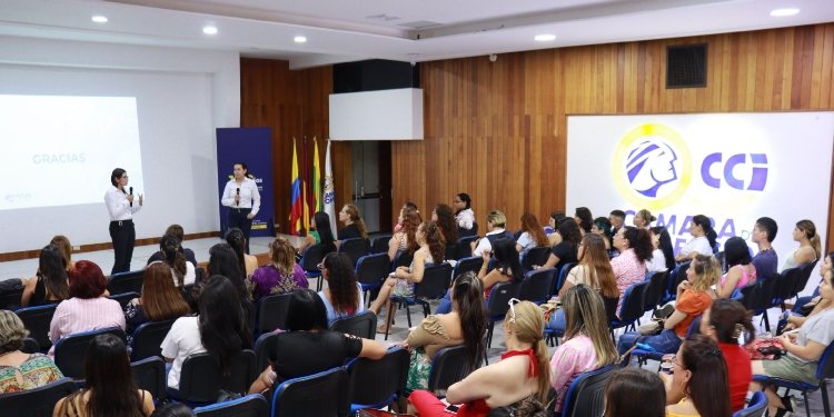 Cámara de Comercio de Ibagué impulsa programa empresarial con enfoque de género: MAR – Mujeres Asumiendo Retos