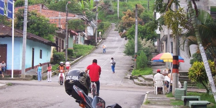 Delincuentes encapuchados estaban atracando a los habitantes de la vereda Santa Teresa y El Libertador en Ibagué