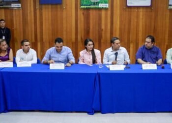Ministro de TIC explora potencialidades del sector en el Tolima