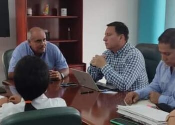 Estudiantes de Papagalá en Saldaña regresan a clases tras reunión clave