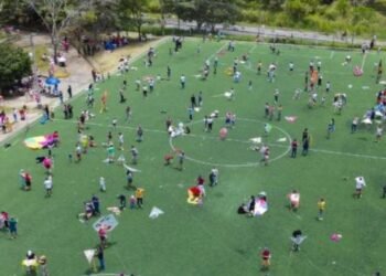 Participa en el Festival del Viento: Una Jornada de Colores en el Cielo de la Capital Musical