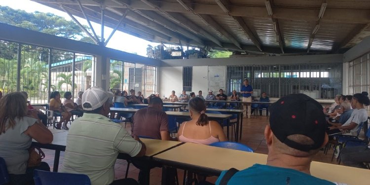 Comunidad de Alto de Gualanday reclaman agua potable al IBAL