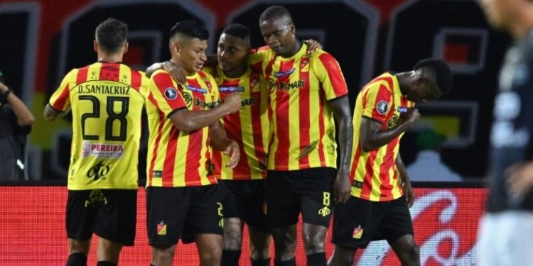 Deportivo Pereira por el sueño de estar en cuartos de final de la Copa Libertadores enfrenta a Independiente del Valle