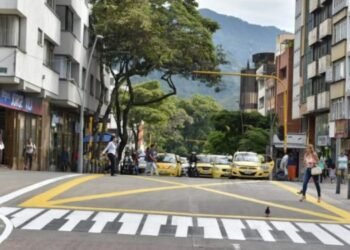 ¡Día del Peatón en Colombia: Fomentando la Seguridad Vial y la Movilidad Sostenible!