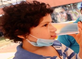 Atención a niños por golpes de calor