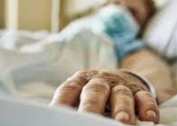 Todo un calvario vive un adulto mayor quien al momento de realizar su traslado de EPS lo rechazaron porque aparece como fallecido