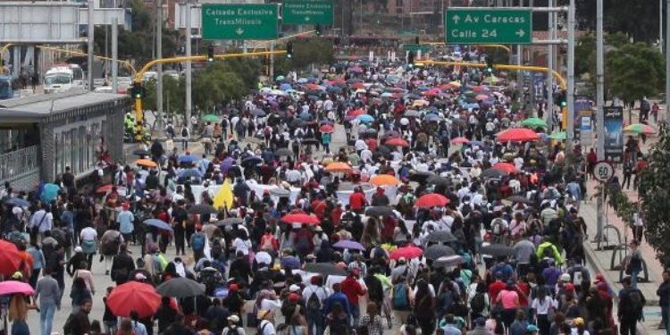 Marchas hoy en Colombia nuevamente  por alza de gasolina 
