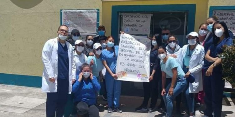 Continúa paro en el hospital Santa Lucía de Roncesvalles