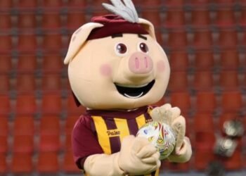 PIGJAO es la nueva mascota del Deportes Tolima que acompañará ahora al equipo y sus hinchas