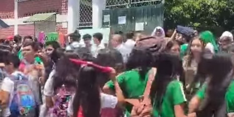 Estudiantes de un colegio en El Espinal denuncian a profesor como presunto abusador