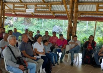Avanza el Proyecto de Placas Huellas en el Sector Rural de Ibagué: Más de $4.400 serán desembolsados