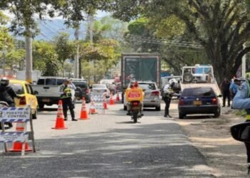 ¡Pilas! Volvieron los controles de los agentes de tránsito en Ibagué