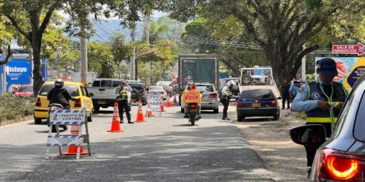¡Pilas! Volvieron los controles de los agentes de tránsito en Ibagué