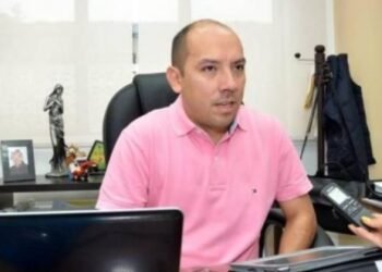 Un día de arresto y multa de dos salarios MMLV para el Alcalde de Rovira por desacato