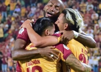 David González se estrenó con victoria dirigiendo al Deportes Tolima