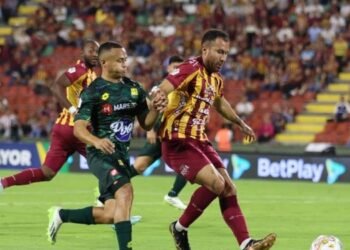 Deportes Tolima sigue cediendo terreno en casa y empató ante Bucaramanga