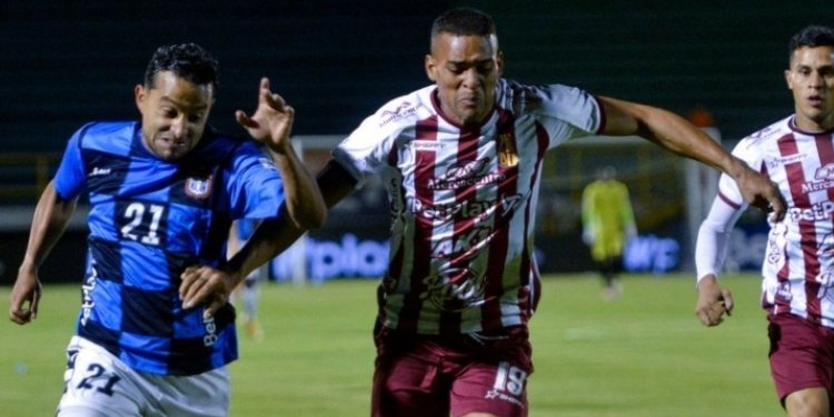 Deportes Tolima por tres puntos recibe esta noche al Boyacá Chicó por la fecha 15 en Ibagué 