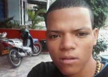 Hombre fue asesinado en plena vía de Flandes mientras conducía su motocicleta