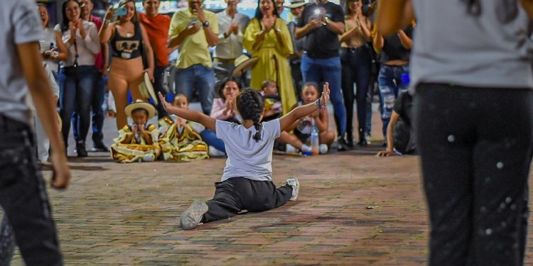‘La Esquina Cultural’ Ilumina la Ciudad con Afro&Son y EFAC