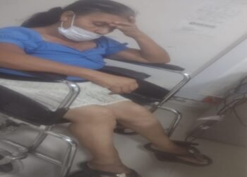 ¡Increíble! Toro embistió adulta mayor que salió por arepas en Planadas