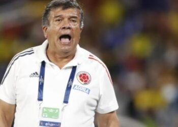 Se da como un hecho la no continuidad de Nelson Abadía como técnico de la selección Colombia femenina 