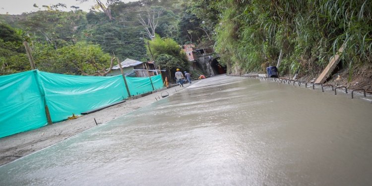 Habitantes del sector de los túneles en Ibagué tendrán vía pavimentada