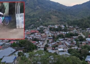 Niños de dos colegios estaban en medio del enfrentamiento entre disidencias de las FARC y Ejército Nacional en Rioblanco