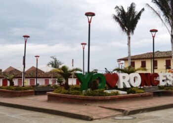 Candidato a la alcaldía de Roncesvalles estaría siendo víctima de estigmatización con grupos guerrilleros